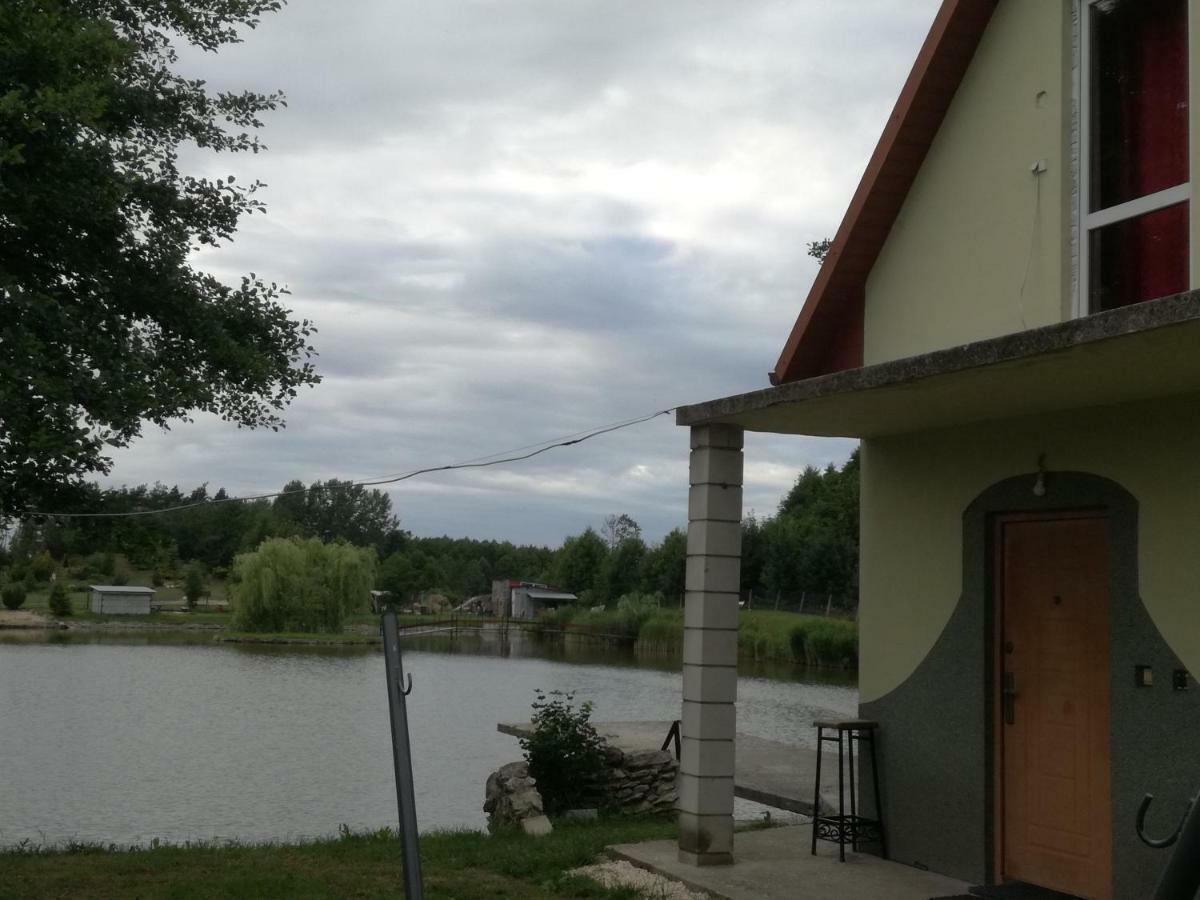 Agrowczasy Nad Stawem Villa Gartatowice Exterior foto